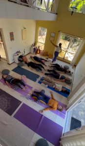 Imagem 1 - Simone de Aro – Professora de Yoga